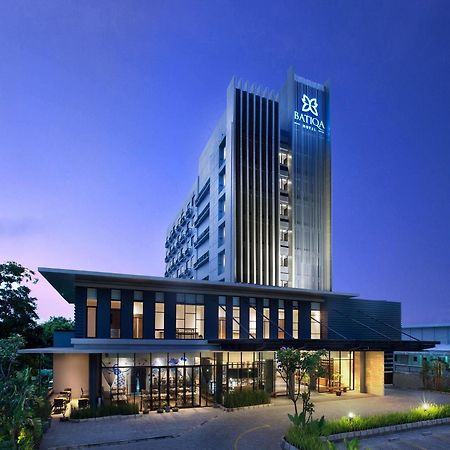 Batiqa Hotel Cirebon Exterior foto